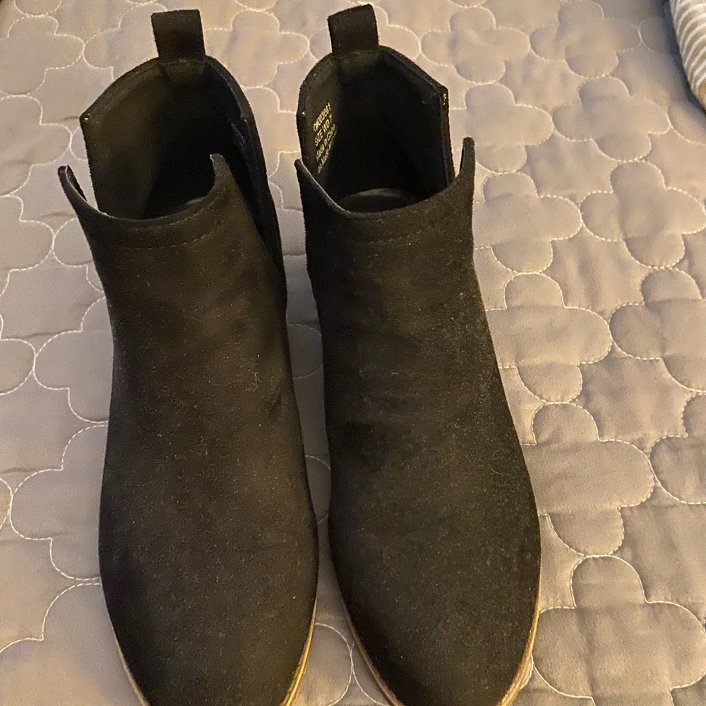 Chic Black Ankle Booties